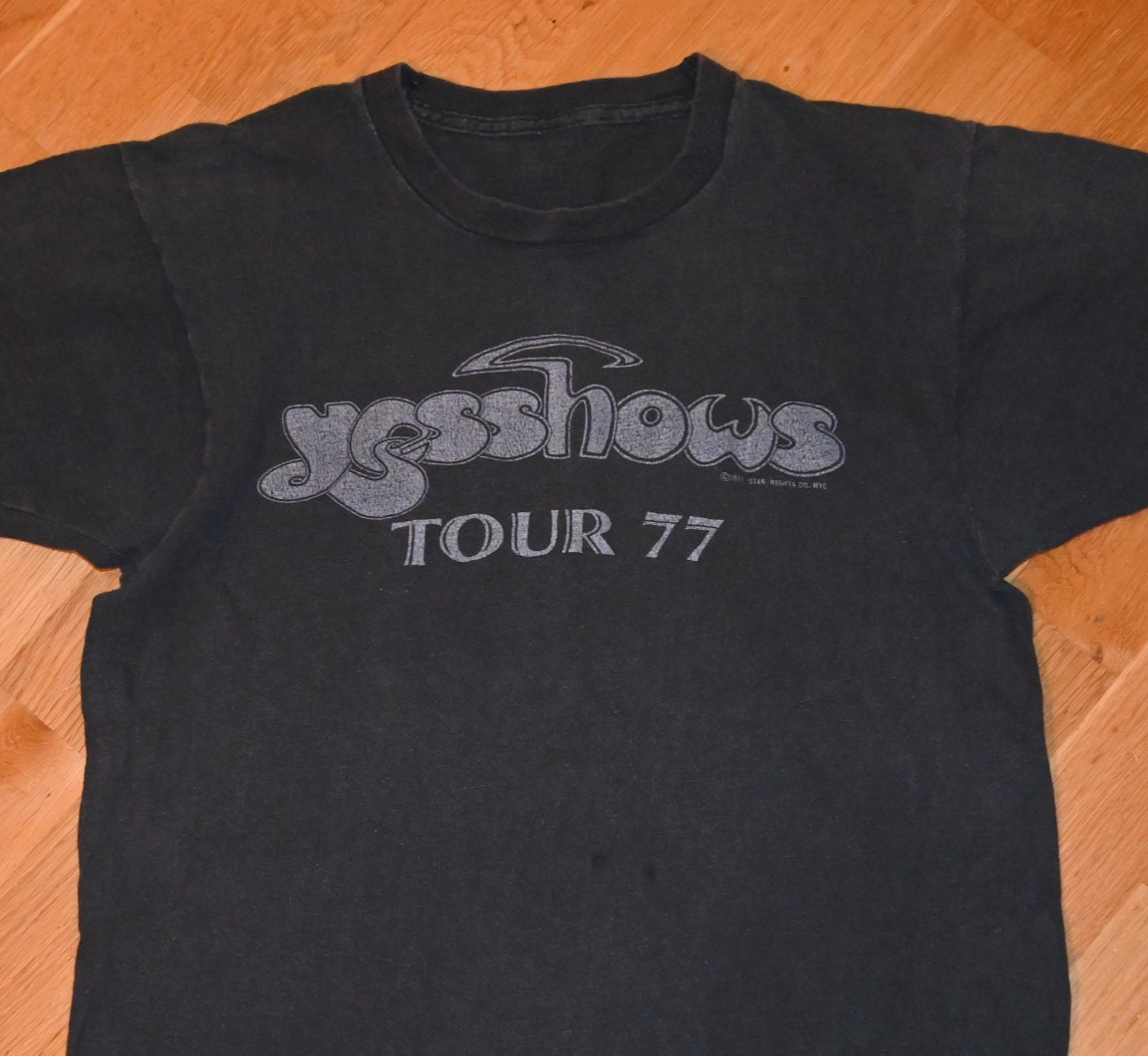 *1977 YES* vtg original rare concert tour tee shirt (S/M) 70’s Prog Rock Band