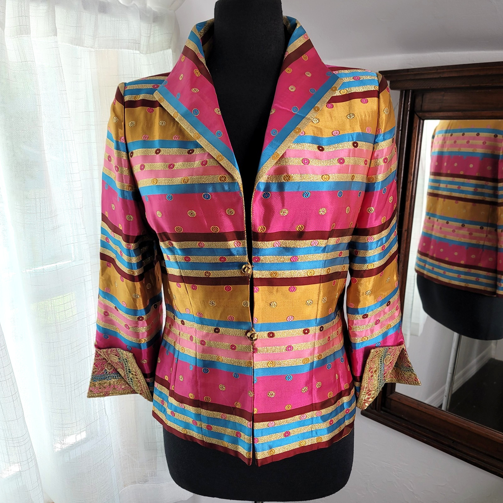 NOS Vintg Linda Cunningham Italian Silk Metallic Gold Designer Evening Jacket 8