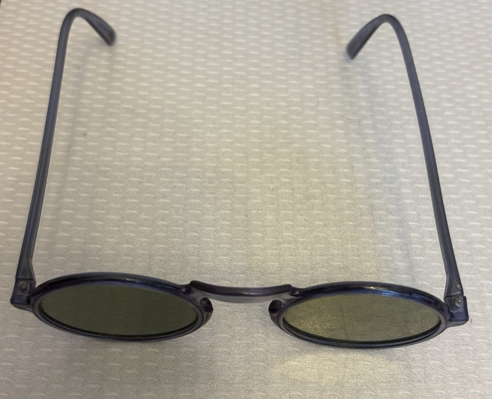1930s Vintage Clear Blue Celluloid Sunglasses Round Green Lens Keyhole Bridge
