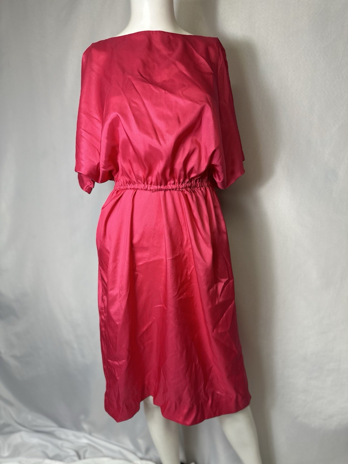 VINTAGE HOT PINK DRESS UNBRANDED 21 Pit To Pit 41 Inches Long Homemade? No Tags