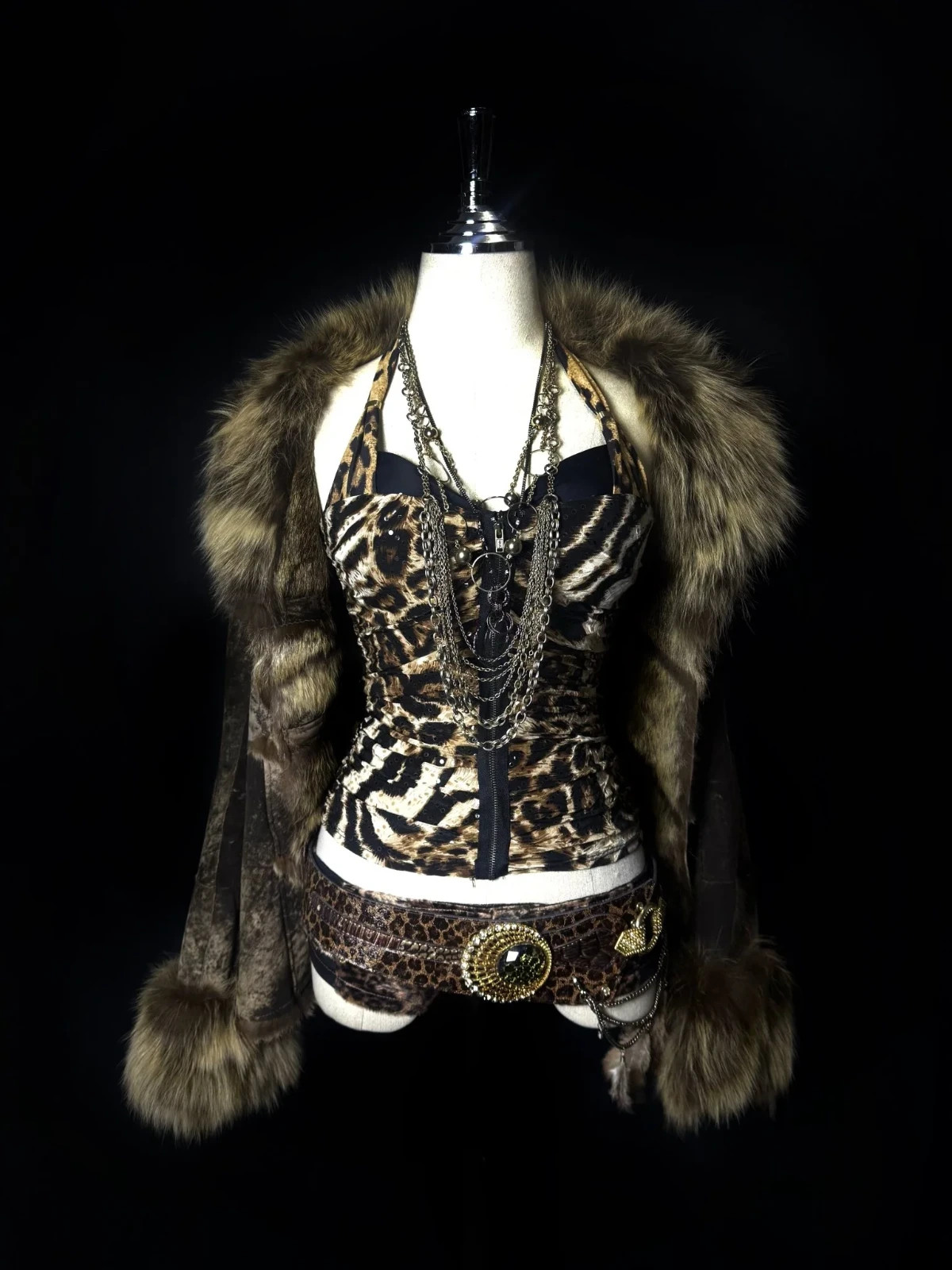 BAD2WEAR OUTFITS