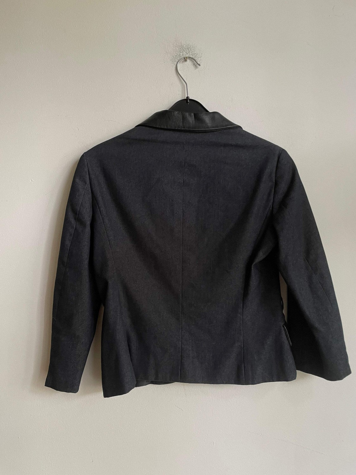 Vintage Moschino Cheap and Chic Blazer – Structured Wool Jacket with Leather Tri