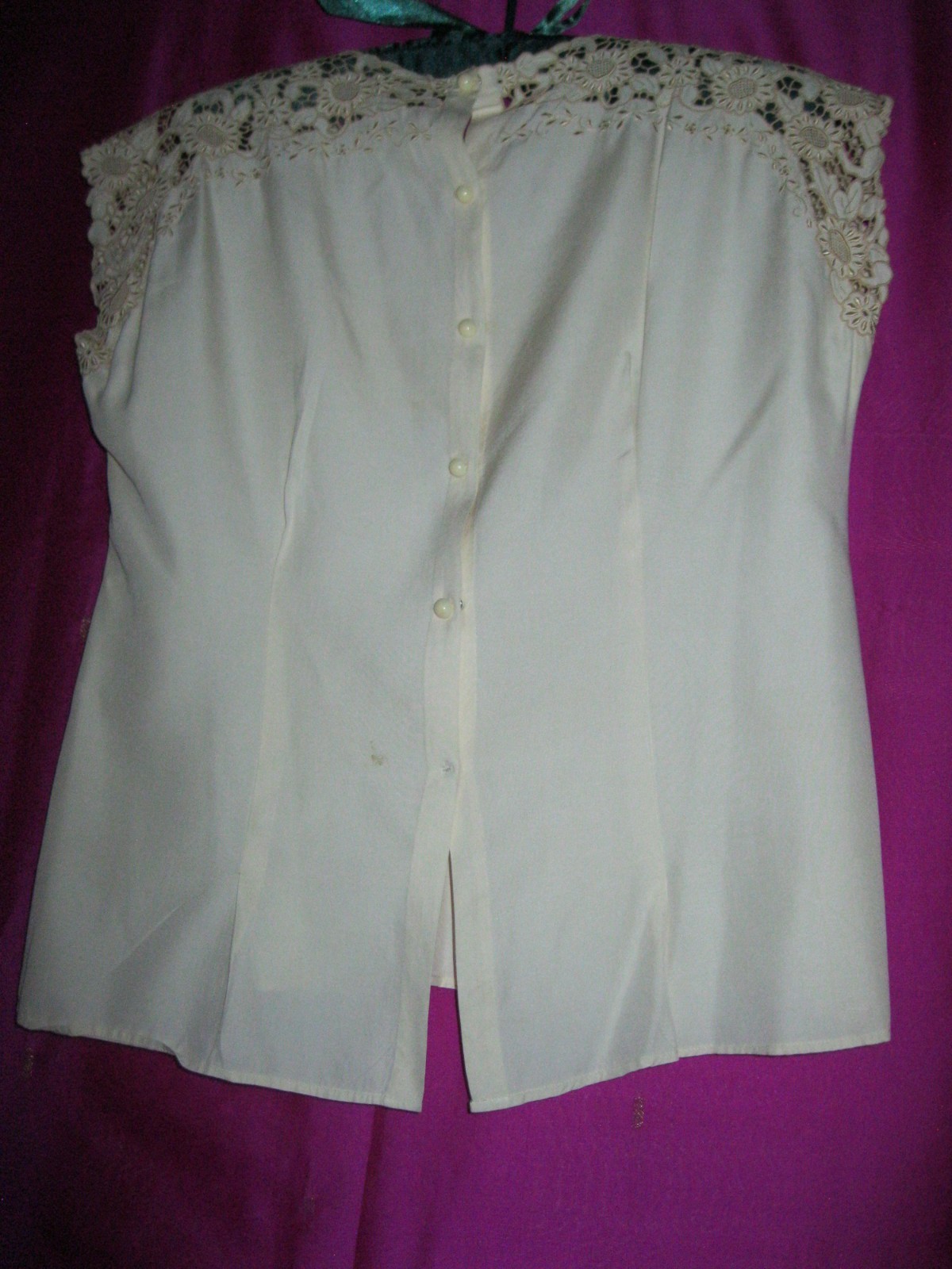 VINTAGE, CHINA SILK BLOUSE W/ ORNATE OPEN WORK/EMB., SZ. XS.,S/S, CREAM COLORED