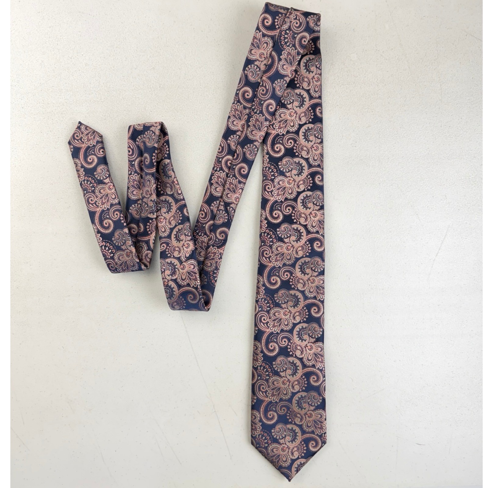 Vintage Paisley Jacquard Tie Alexander Julian Dark Blue Metallic Pink Necktie