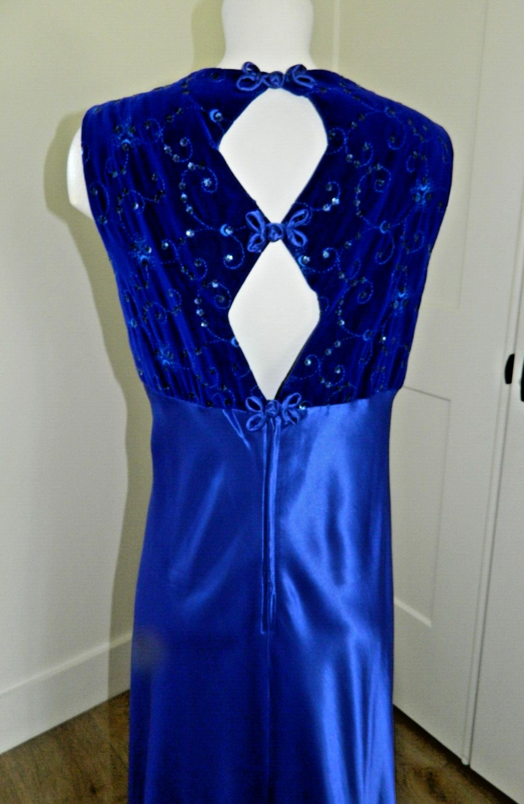 NWT Zum Zum 90 s Mistral Blue Sequin Embroider Prom Special Occasion Dress sz 18