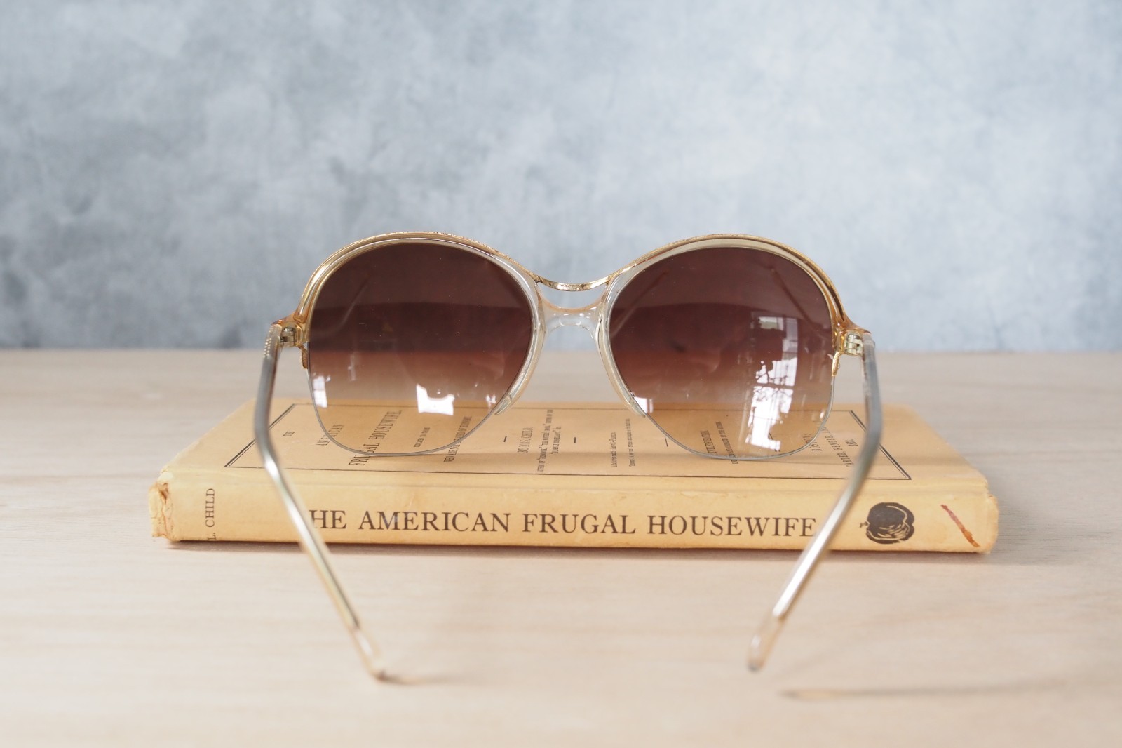 Vintage Bill Blass 1970s Sunglasses Disco retro Grandma Chic multi-color France