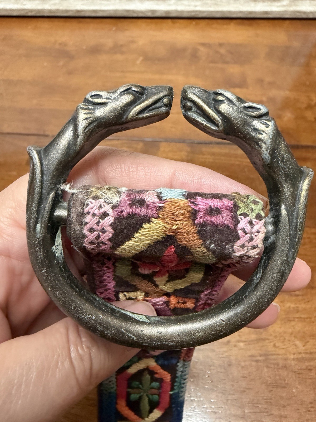 Metal Wolf Heads Buckle Embroidered Hippie Floral Belt 60s 70s Boho Small 28-32″