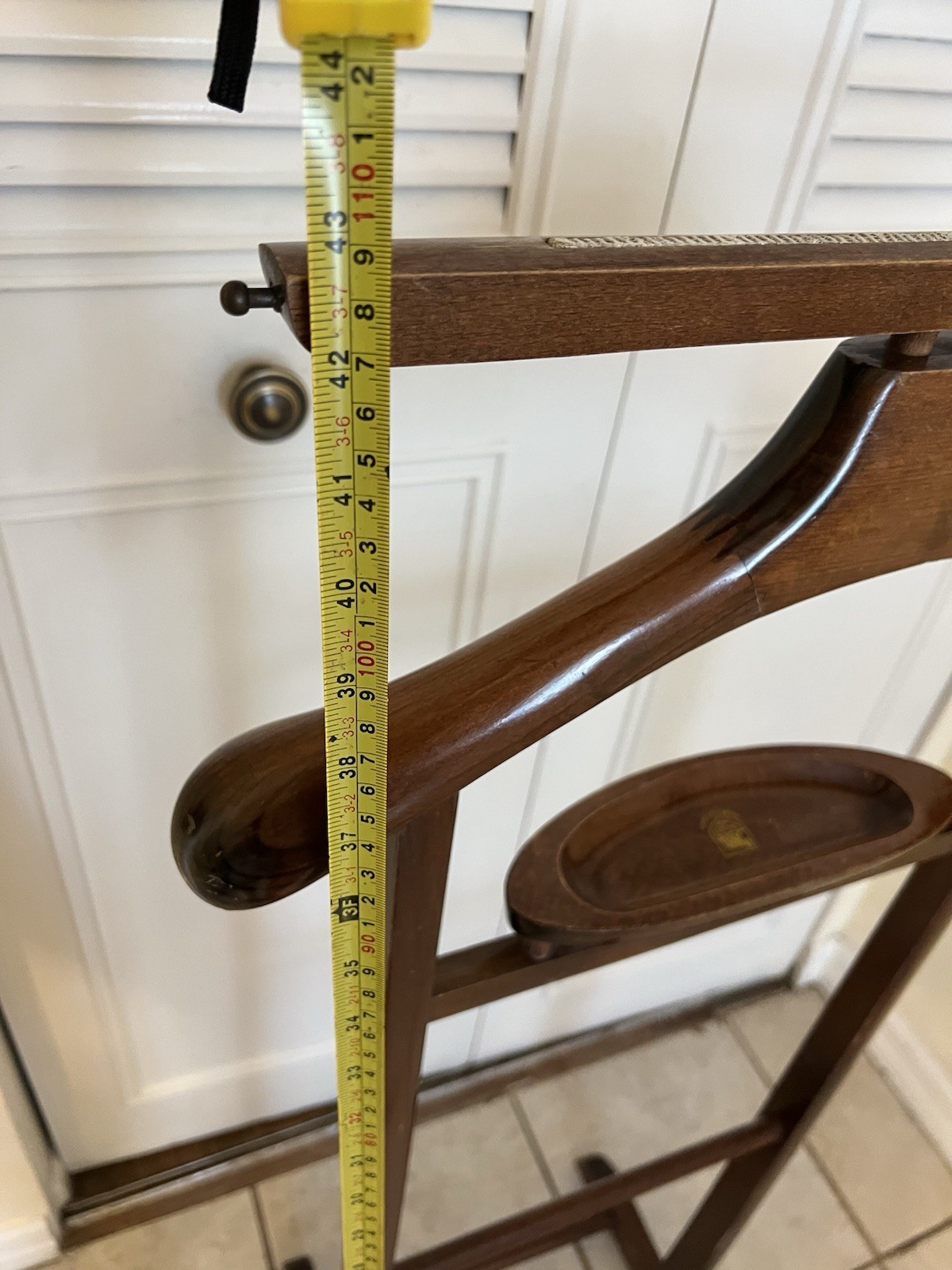 Vintage SPQR Modena Italy Wooden Valet Stand Gentleman Butler Clothes Rack MCM