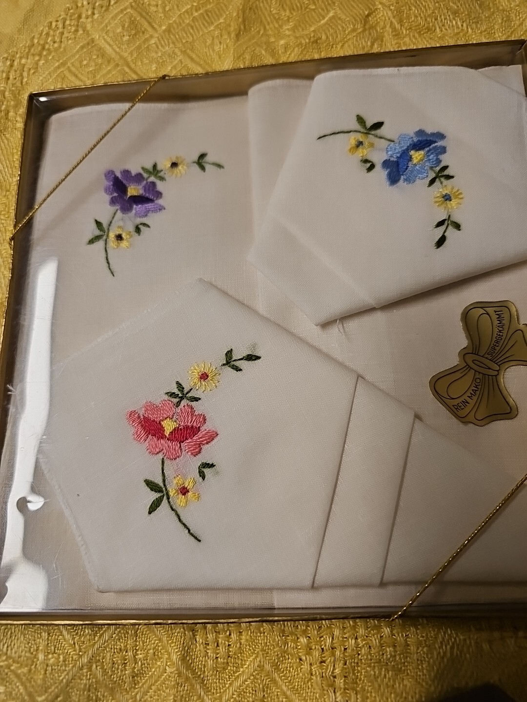 10 Fabric Handkerchiefs New 2 x Pure Mako Combed 1 x Cotton – Vintage –