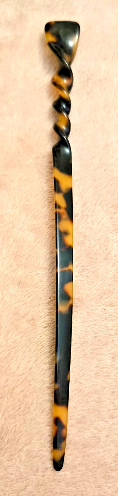 Vintage Faux Tortoise Lucite 7″ Hair-Stick Hair Ornament