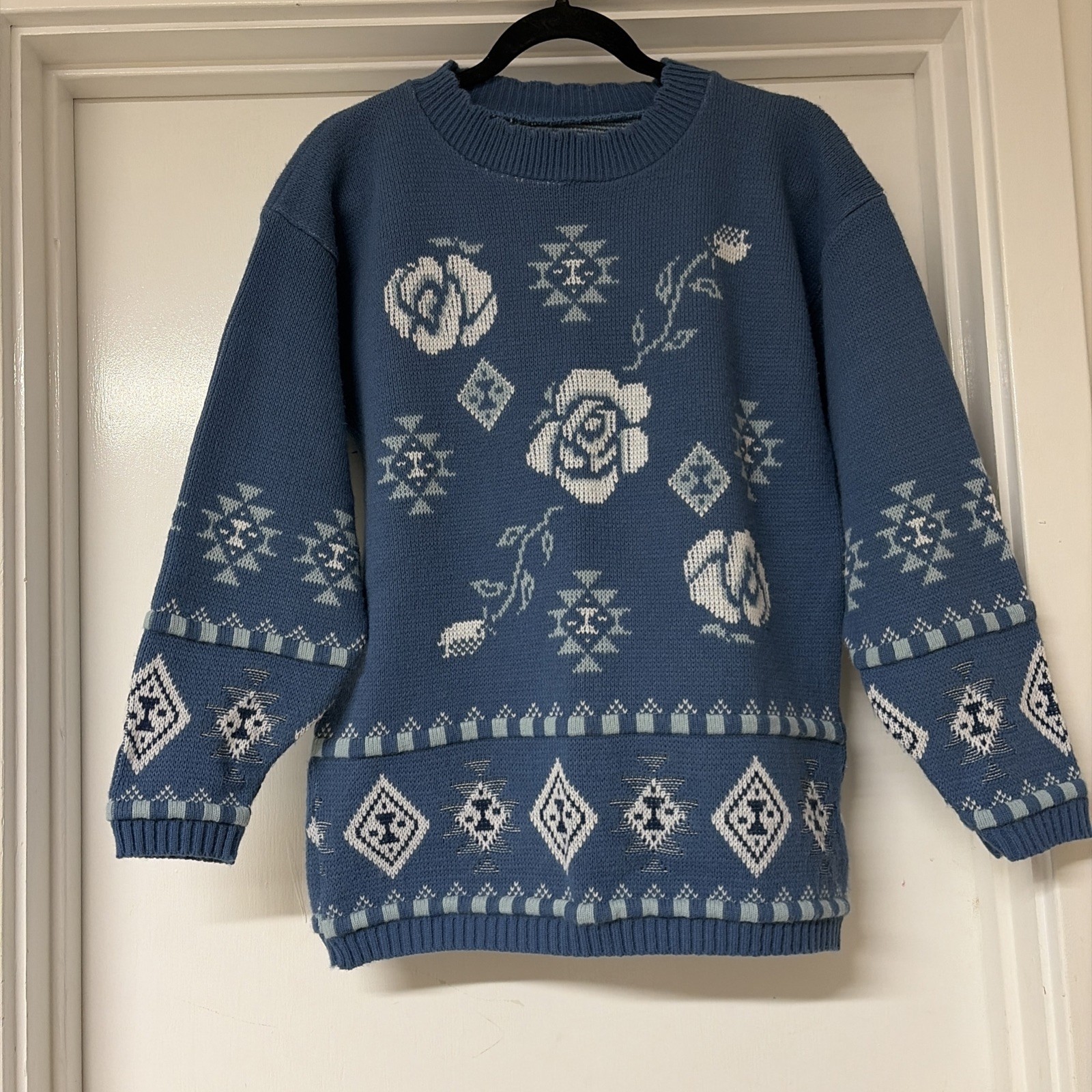 Vintage Adele Blue SouthWestern Floral Knit Sweater W/Unique Neckline Sz Med/L