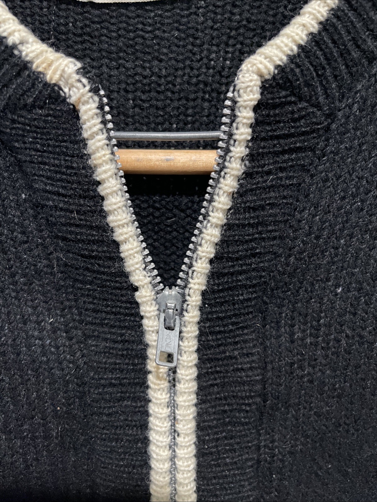 Vintage Sears Wool Blend Zip Cardigan MCM ’60’s Chevron Pattern – Needs Repair