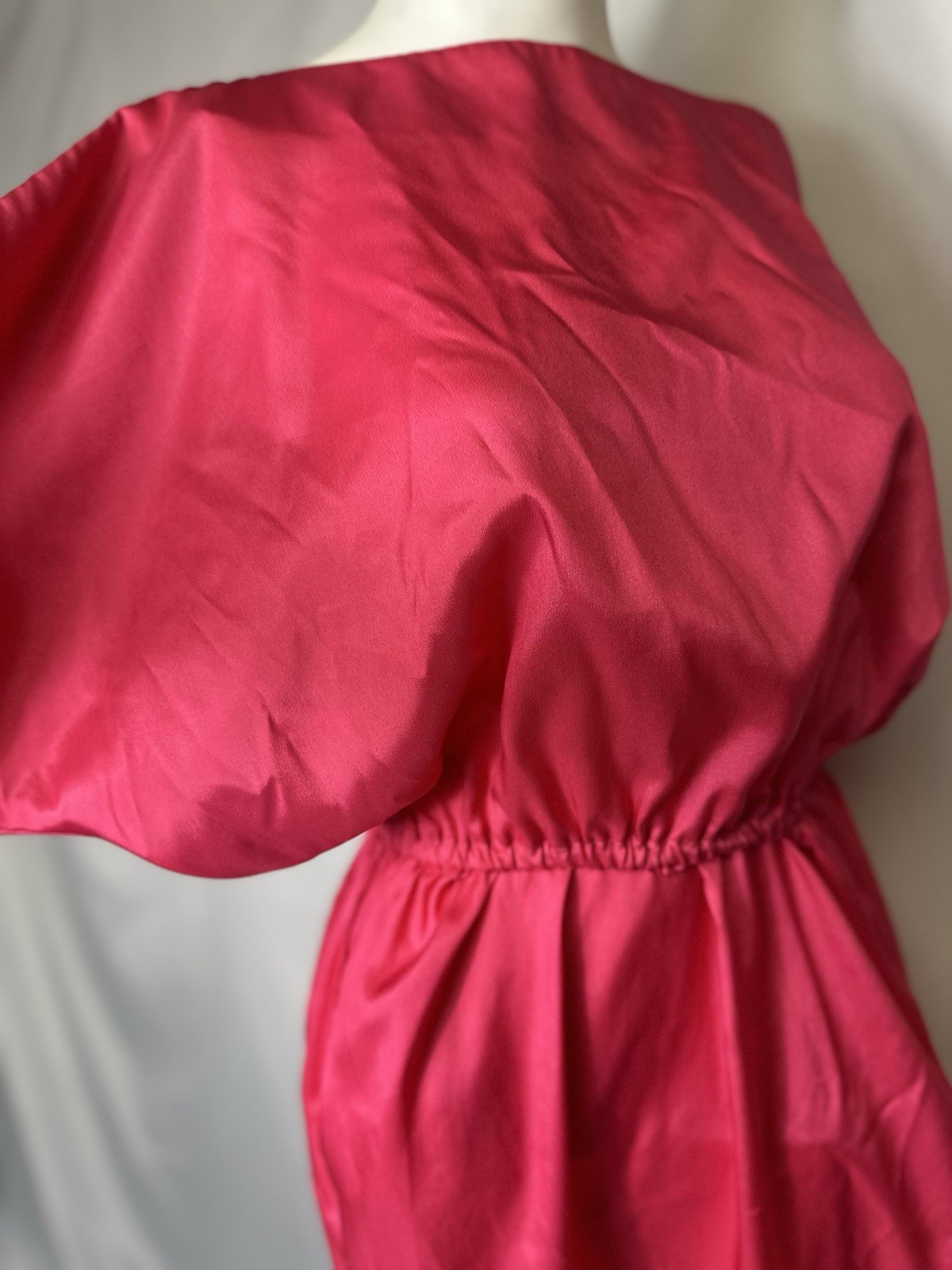 VINTAGE HOT PINK DRESS UNBRANDED 21 Pit To Pit 41 Inches Long Homemade? No Tags