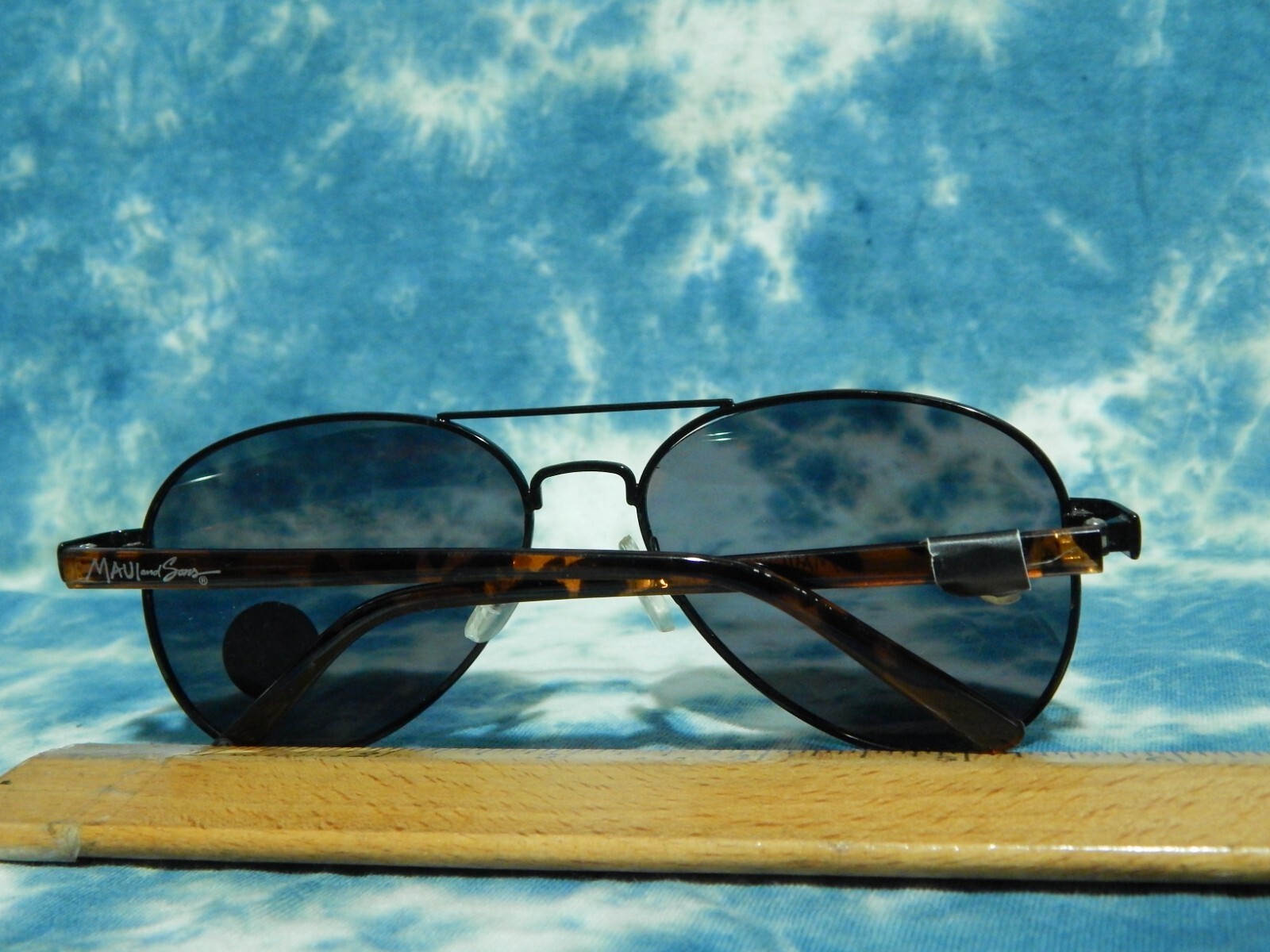 Maui and Sons ~ Polarized 100% UV Protection ~ Black/Tortoise Shell Frames 😎