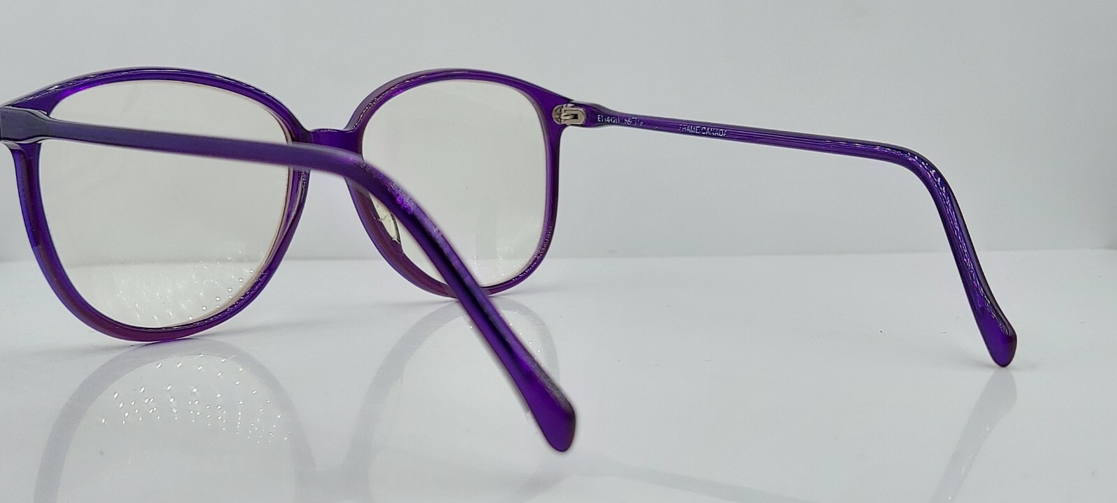 Vintage Evan Picone E114-040 Purple Oval Sunglasses Canada FRAMES ONLY