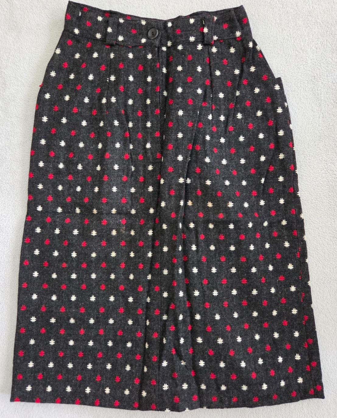 Vintage Woman’s Skirt 100% Wool Home Sewn 1960’s Grey with Red/White Pattern
