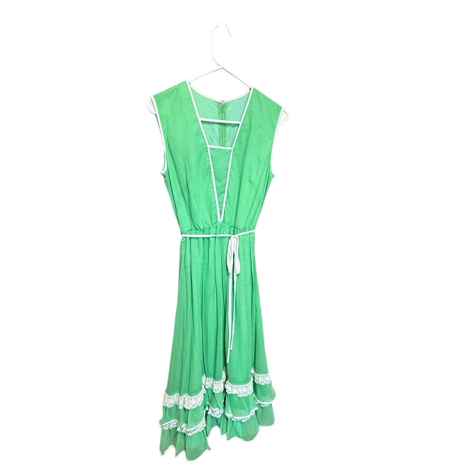 Miss Elliette Dress Vintage Lace Ruffle Hem 10 Green Excellent Sleeveless Midi