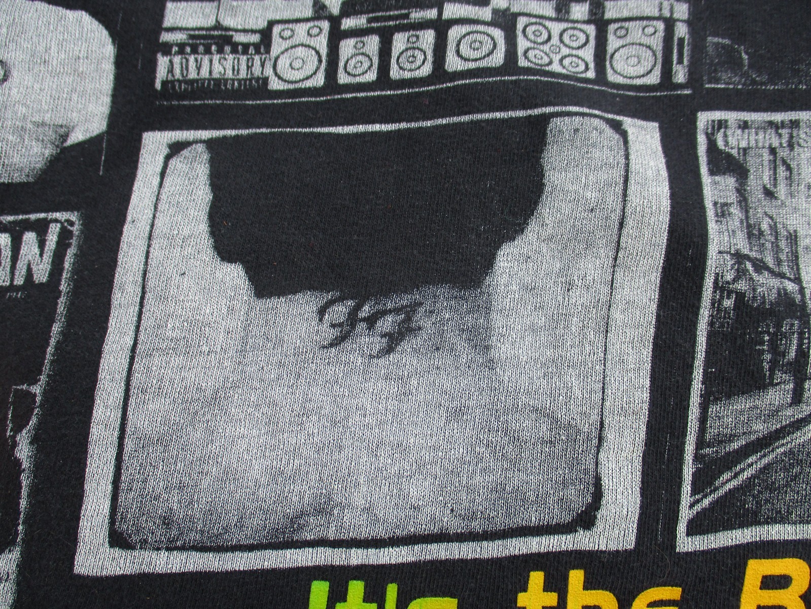 VTG 1999 10th Annual Almost Acoustic Christmas Concert T-Shirt L Oacis Brink-182