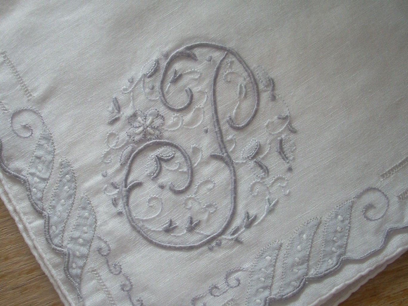 Vintage White Monogram “P” Brides Wedding Linen Handkerchief 6″ x 12″