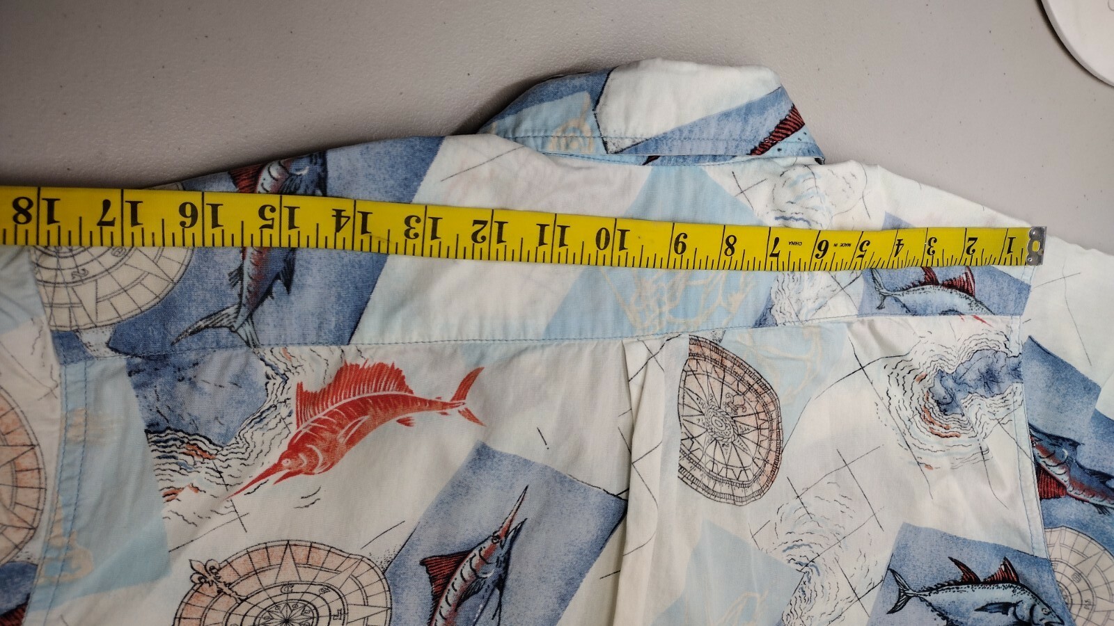 vintage men’s shirt GO BAREFOOT HAWAIIAN Med L FISHES FISH TIKI ISLAND SUMMER
