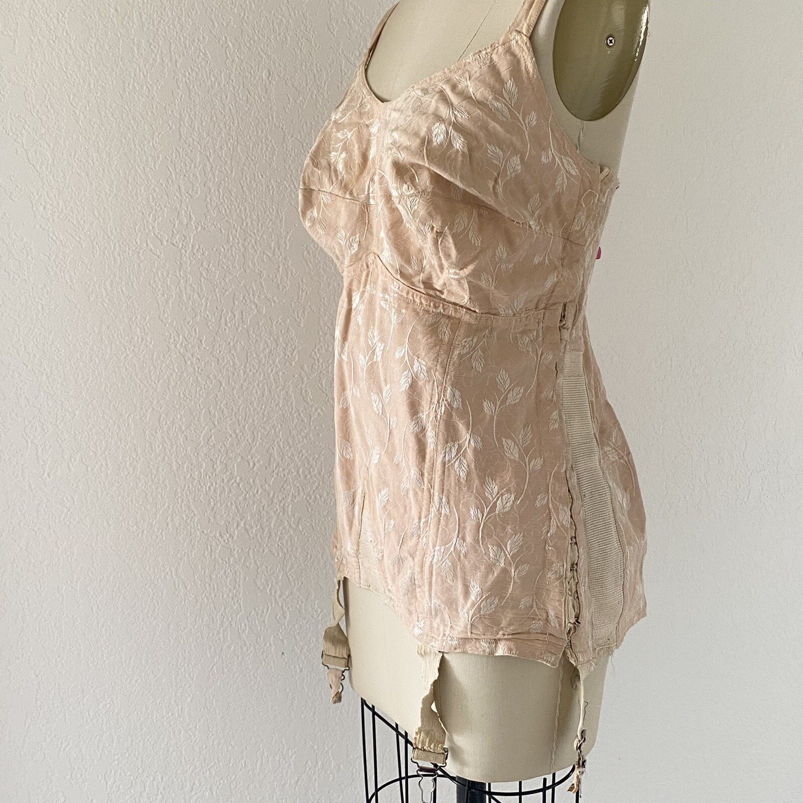 READ Vtg Corset Girdle with Garters Open Bottom DAMAGED