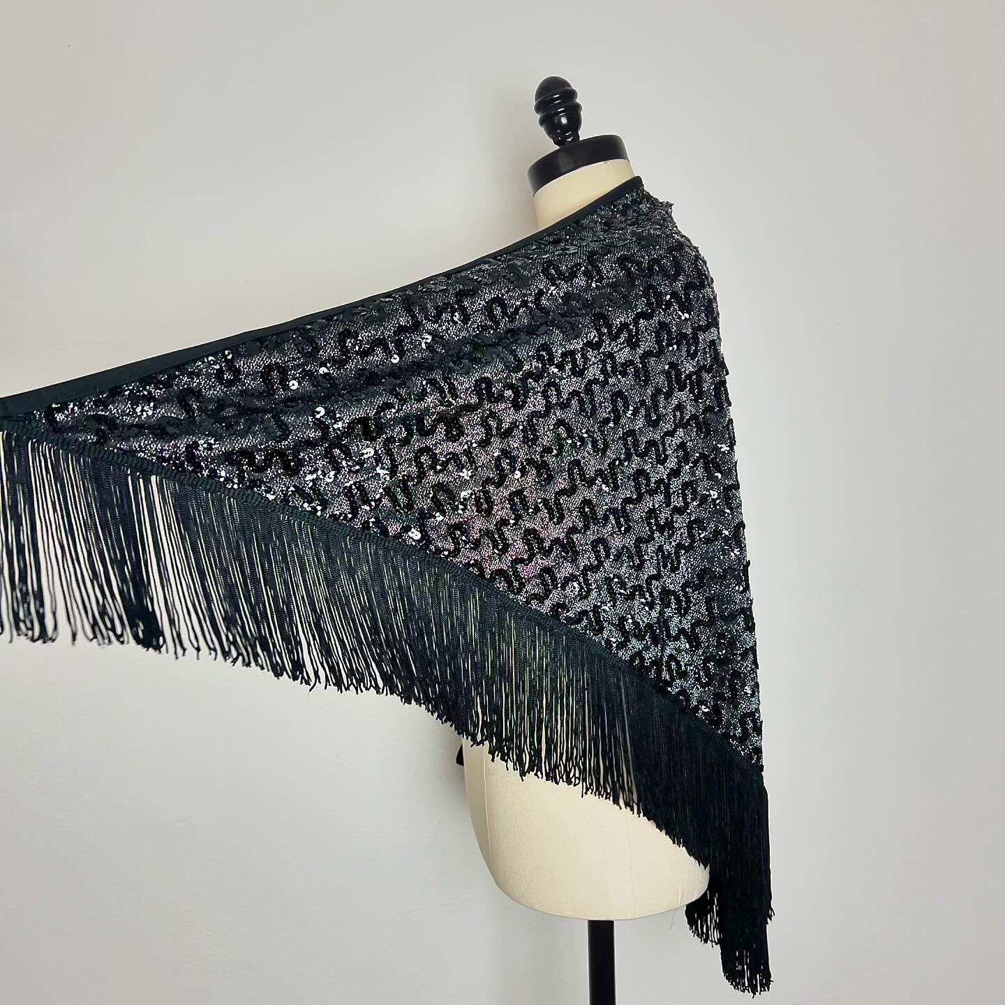 LUREX METALLIC LAME 50s 50’s 60s 60’s Vintage Sequined Shawl Shoulder Wrap