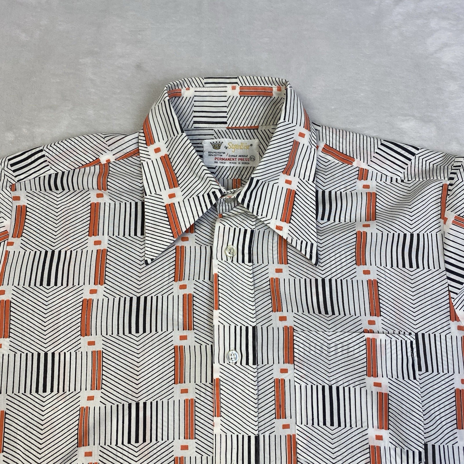 Vintage Stylewise Men’s 15.5 70s geometric print LS button up shirt White