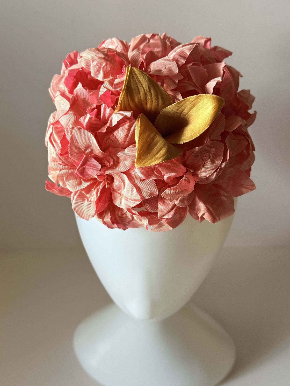 Vintage Pink Floral Cocktail Hat | 1960s Blossom Pillbox Fascinator | Garden
