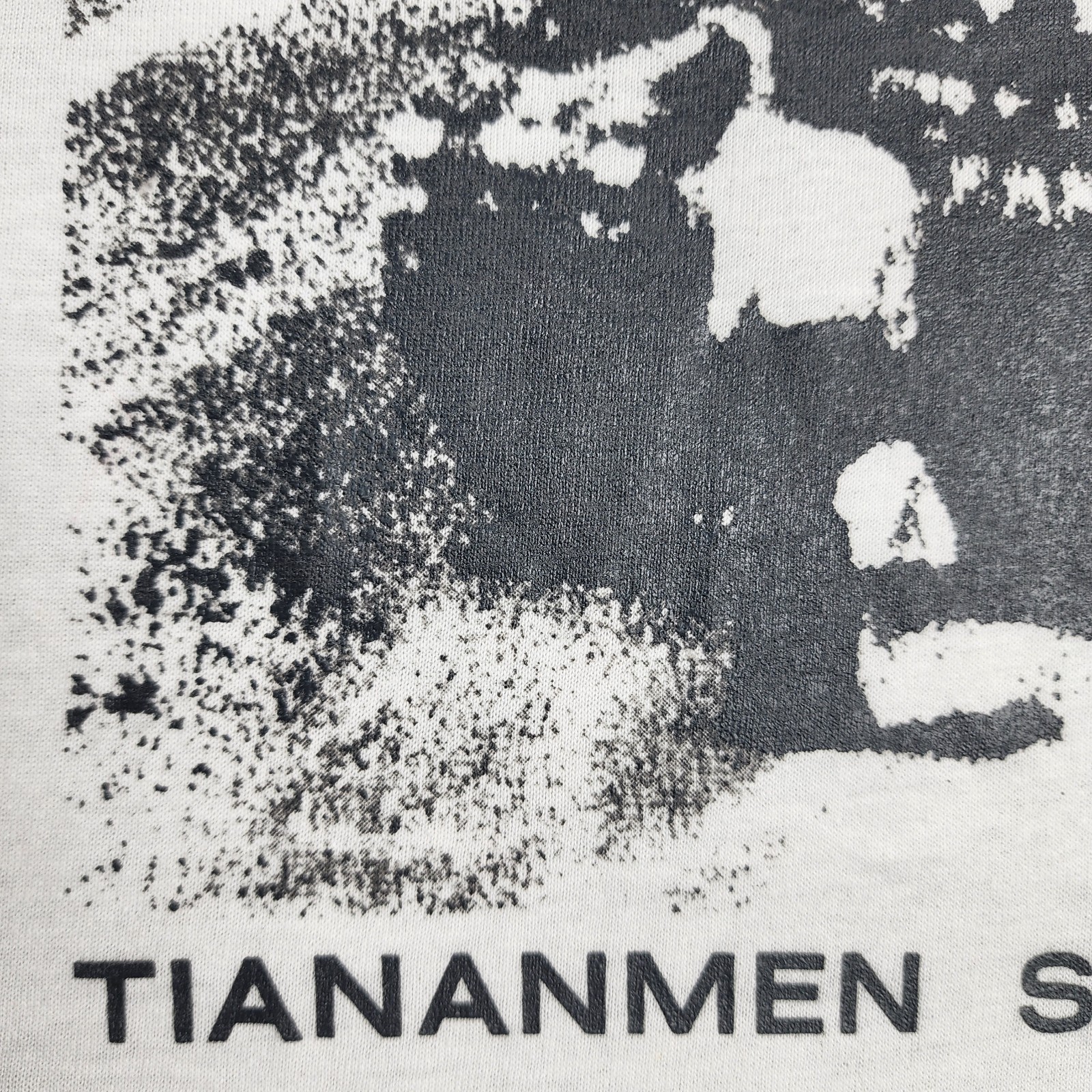 Vintage T-Shirt Large Tiananmen Square Tank Man June 1989 China Single Stitch