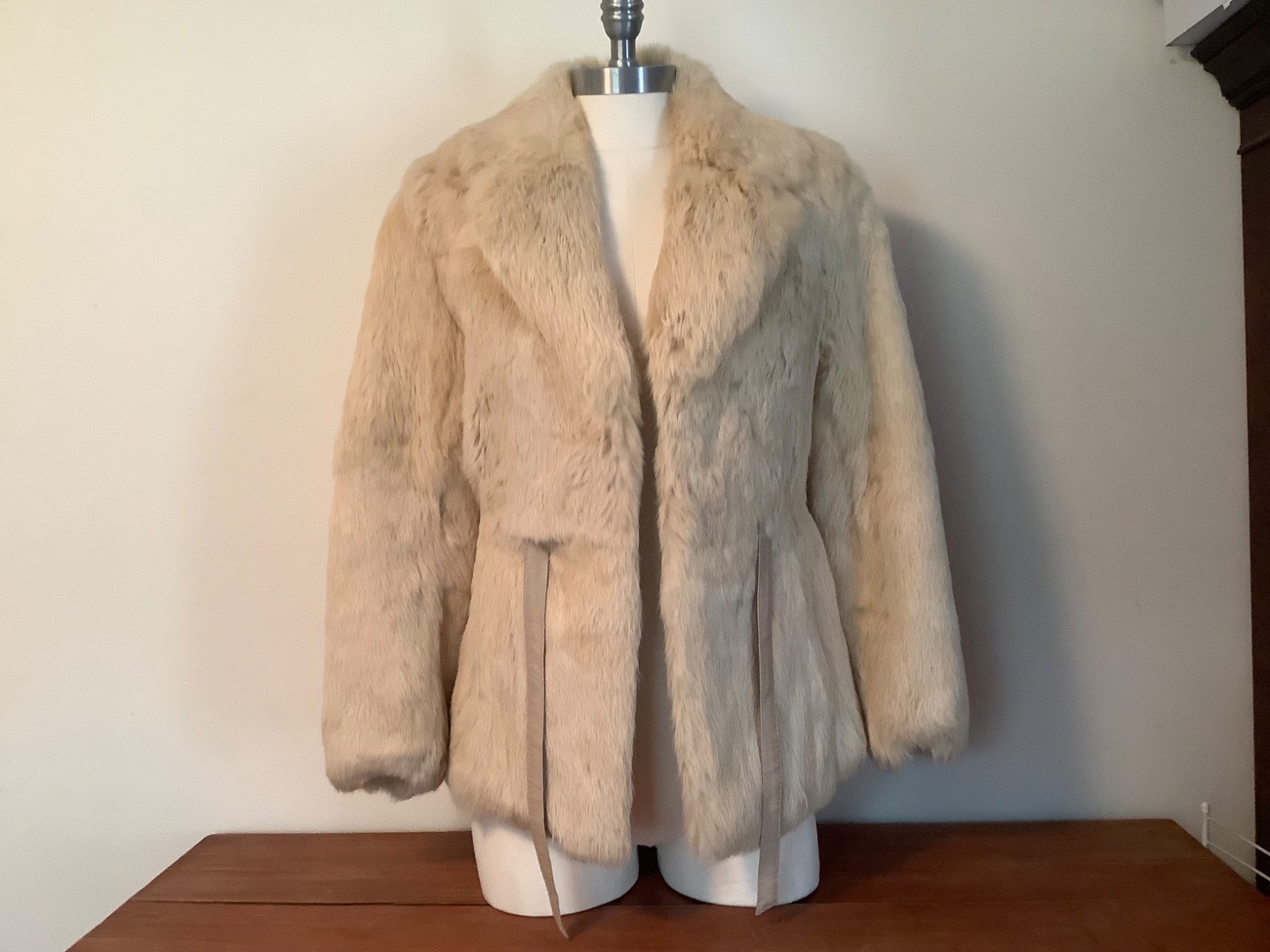 Vintage 80s Split End Women’s Rabbit Fur Coat Jacket Cream Satin Lined Sz S