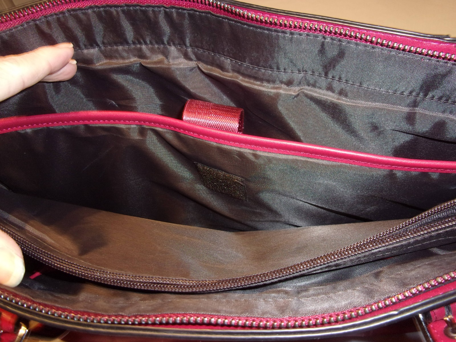 MOSISO PU LEATHER LAPTOP TOTE BAG FOR WOMEN, WATERPROOF BUSINESS BRIEFCASE, RED