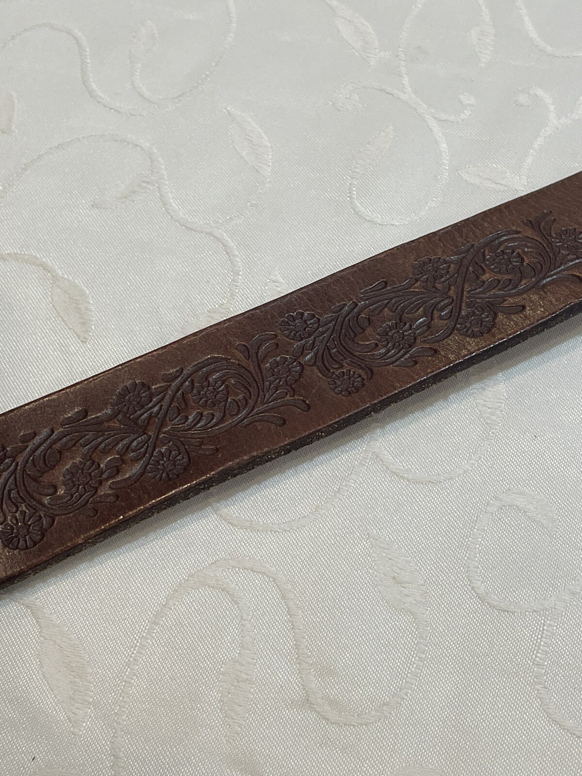 VINTAGE HAND TOOLED LEATHER BELT 41 Inches Belt Length Not Including Buckle