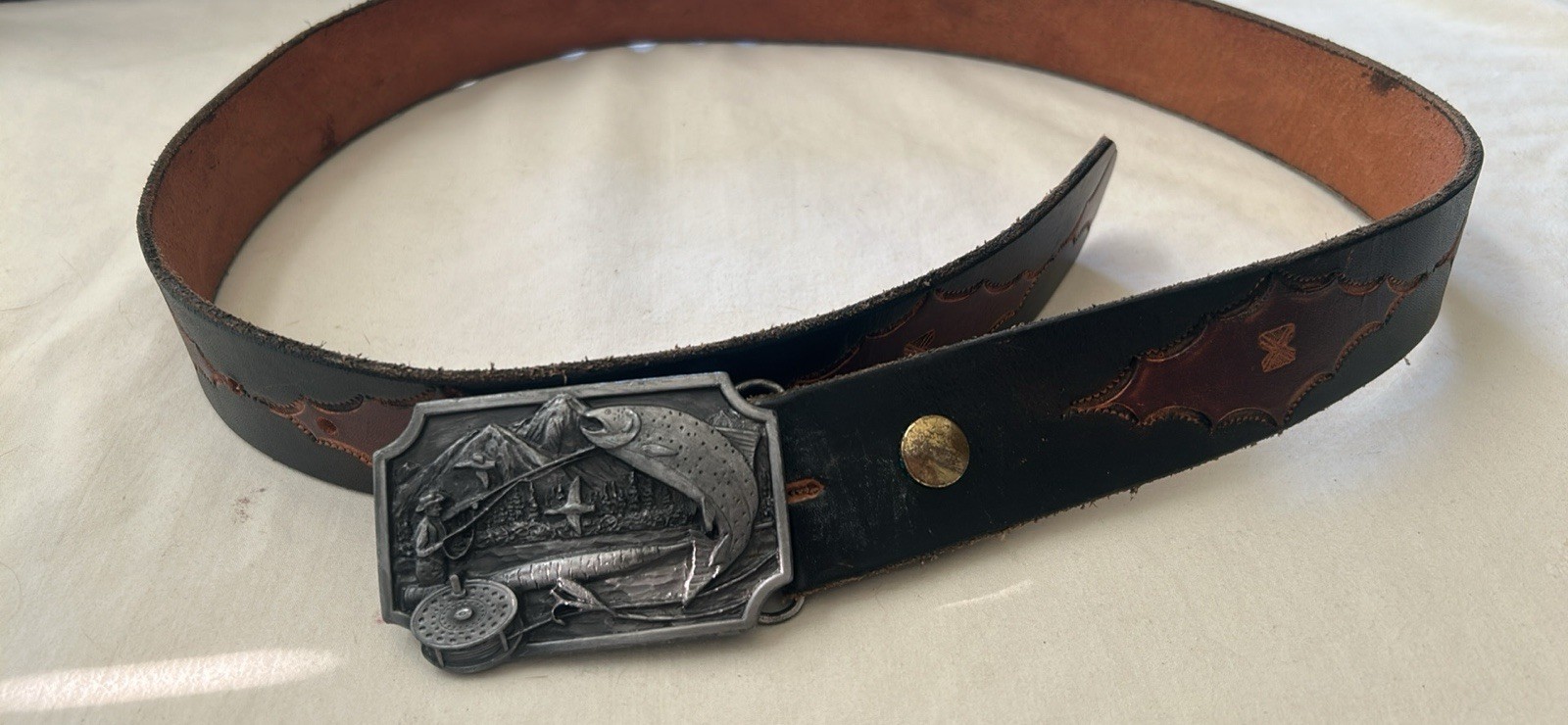 vintage 1983 Siskiyou Buckle Co. Fine Pewter Fly Fishing Belt Buckle X27