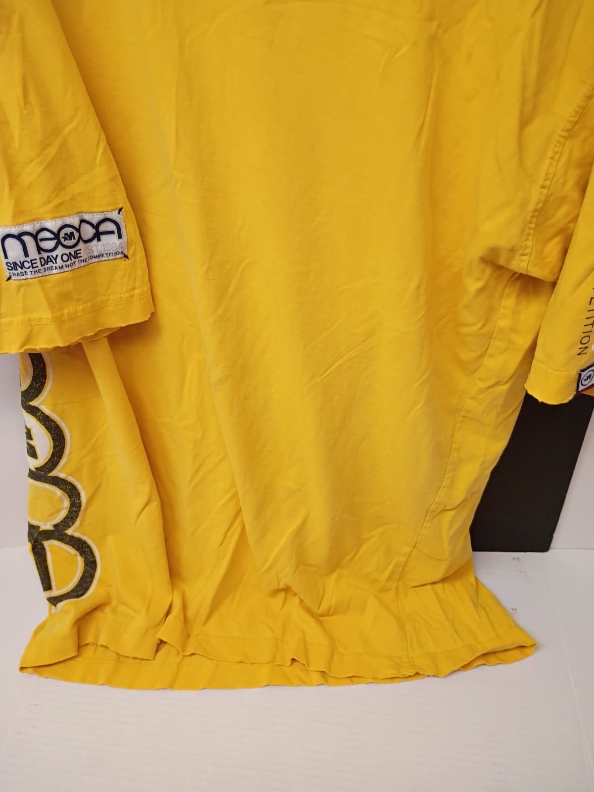 Mecca VTG Men’s XL Yellow Since Day One Graphic Crewneck Short Sleeve T-Shirt