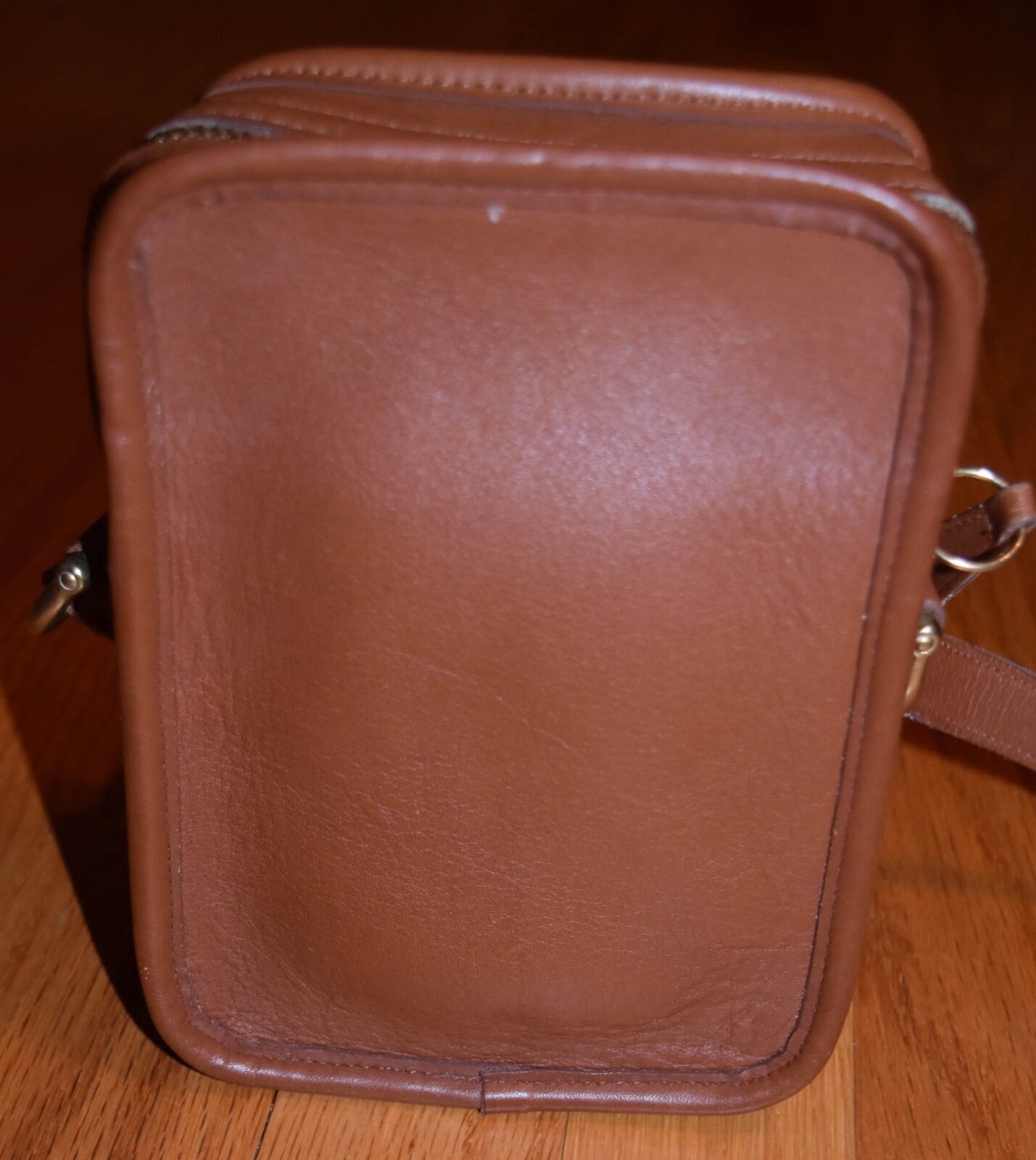 VTG Coach Kit Camera Bag Leather Crossbody Shoulder Purse British Tan Brown USA