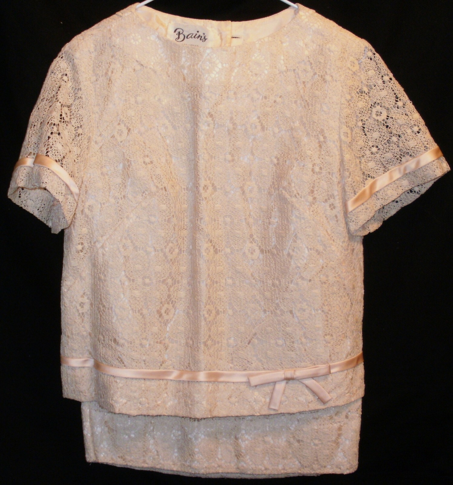 Women vintage skirt suit Bain’s Las Vegas Cream beige off white crochet lace SM