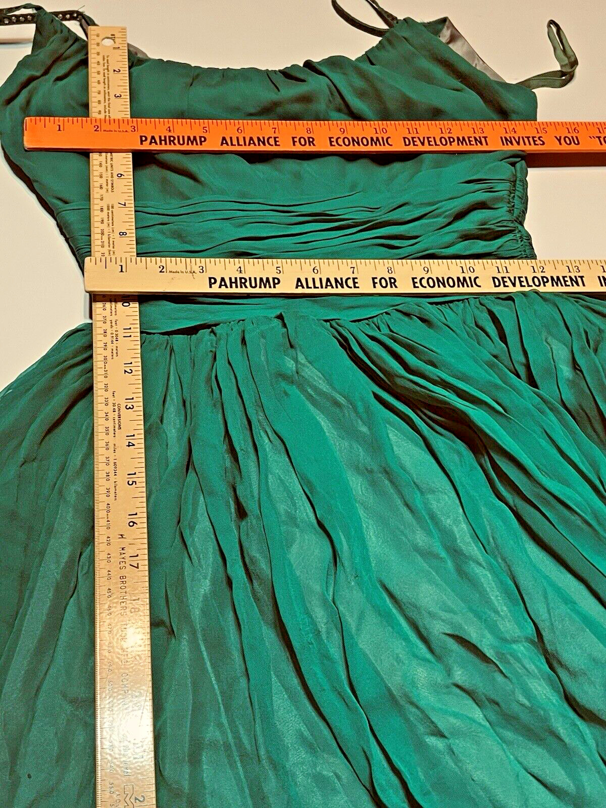 VTG 50s Emerald Green Cocktail Dress Bains Las Vegas Rhinestone Spaghetti Straps
