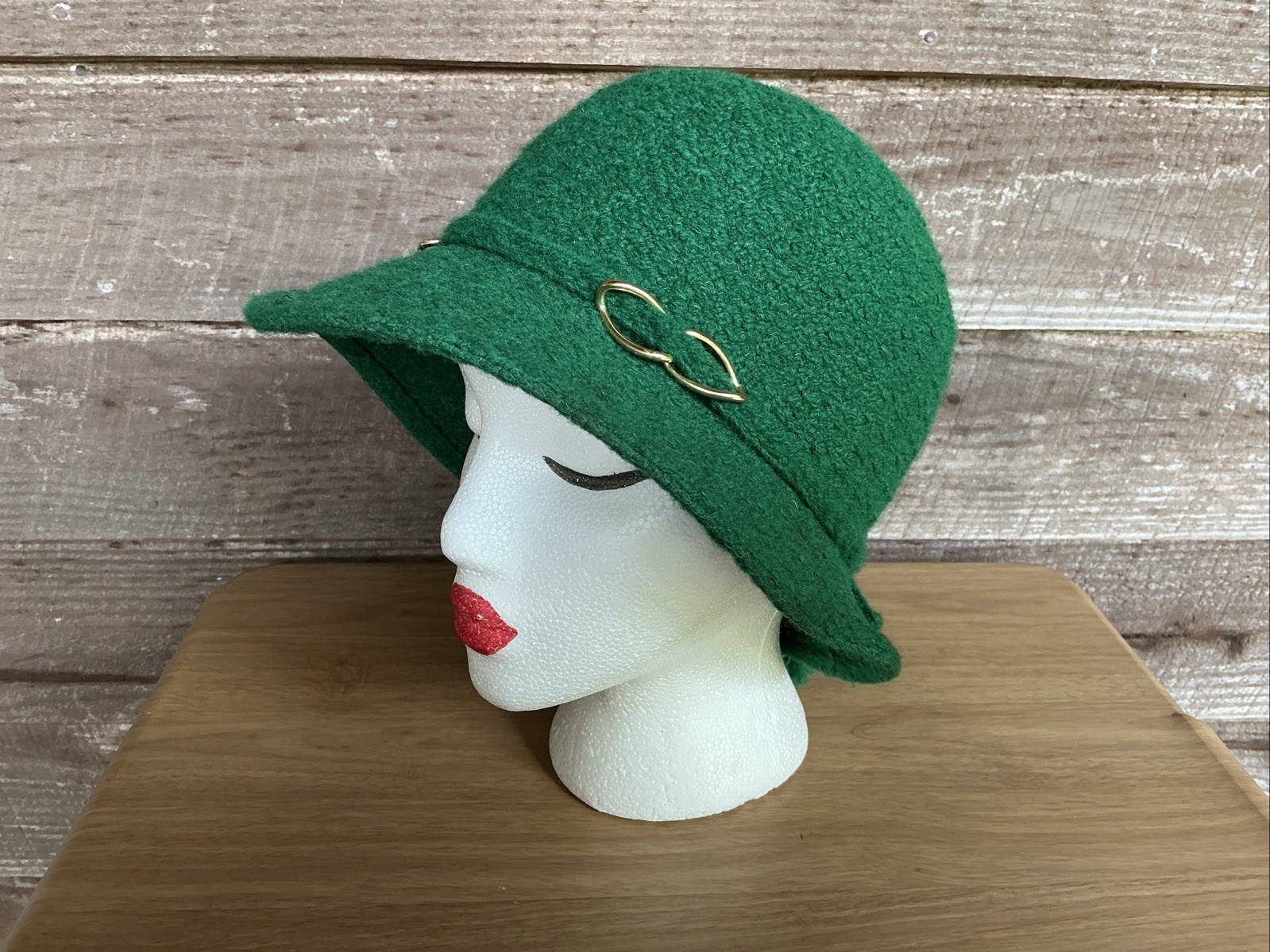 Vintage Cloche Hat Everitt Medium 22 inches Green with Gold Tone Accents