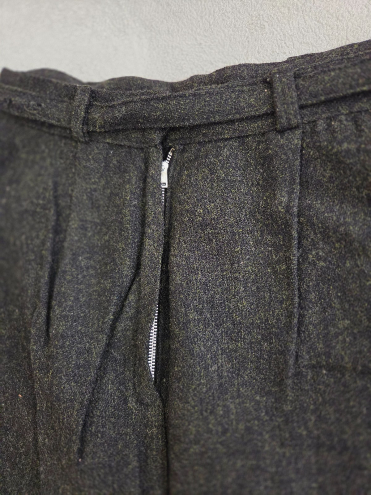 Vintage Woman’s Skirt 100% Wool 1960’s Shades of Black & Green