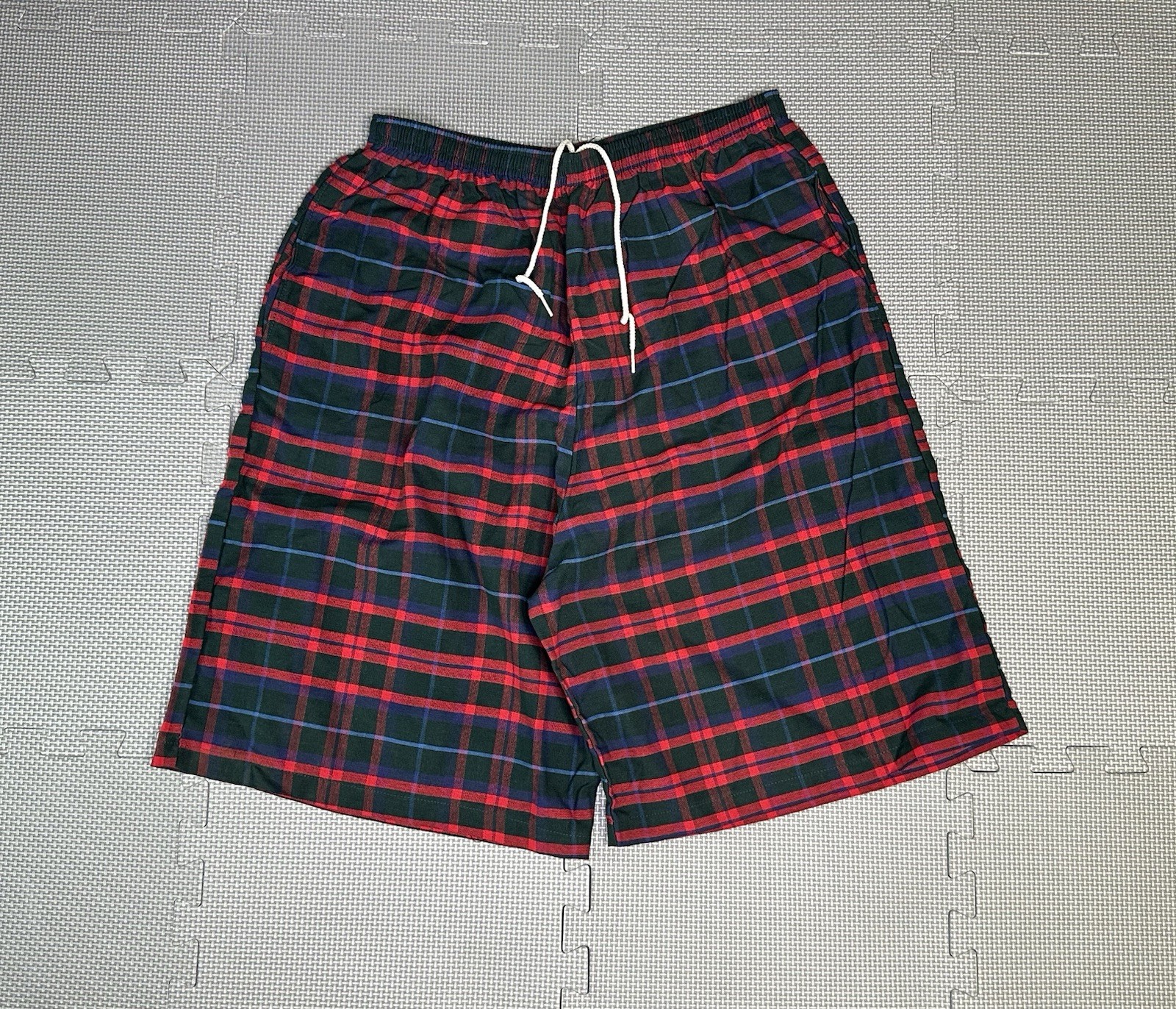 Vtg 80s 90s Plaid Shorts Drawstring Pockets Multicolor Cotton Polyester Made USA
