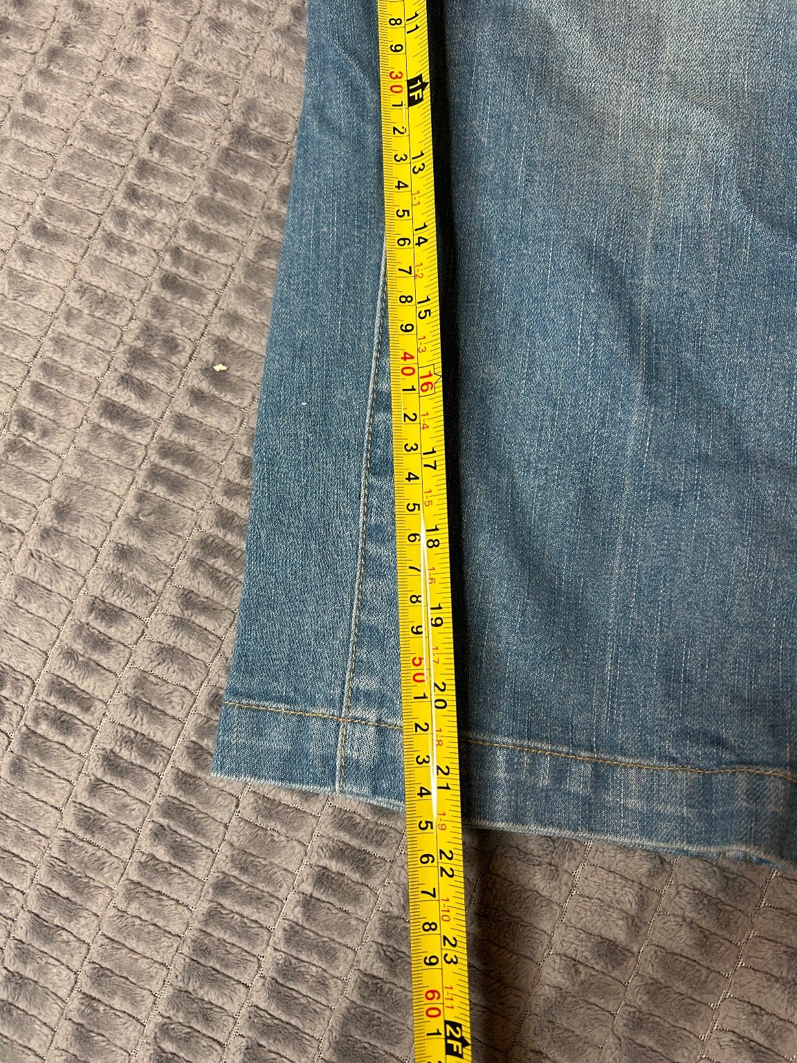 American Eagle Outfitters Women’s Vintage Denim Capri Pants Size 8