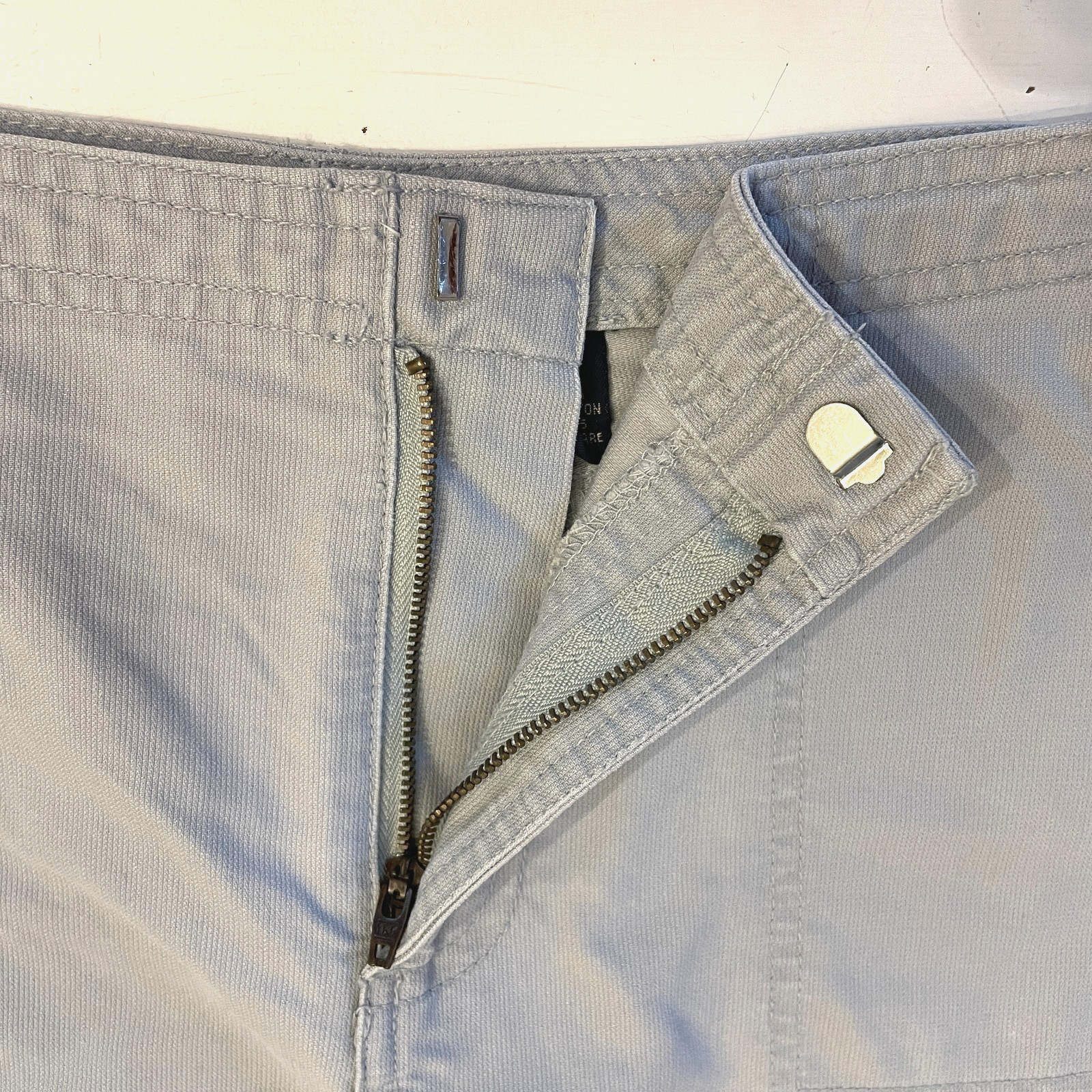 AEO American Eagle Outfitters MINI SKIRT Gray Cotton size 2 VTG Y2K