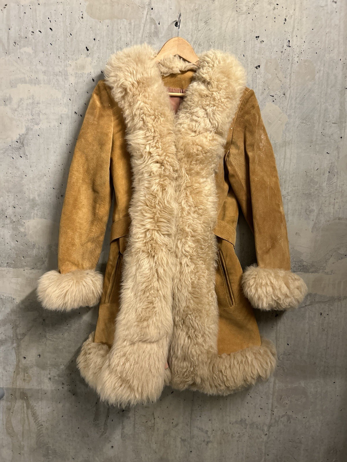 Vintage 1970’s Penny Lane Jacket Women’s Brown Suede Lambs Wool Hippy Disco