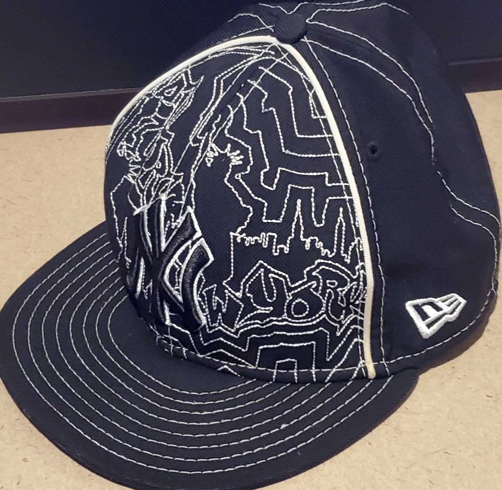 Rare Vtg Orig 1990’s New York Yankees MLB New Era Graffiti Fitted Hat Cap 7-½