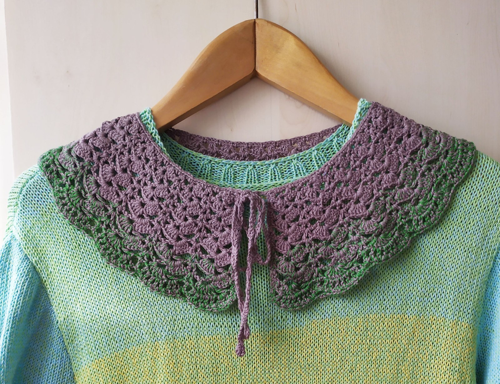Handmade crochet lace collar, beige and green gradient 100% cotton a…