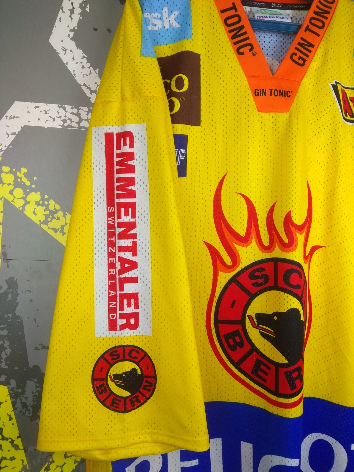 SC Bern Jersey Vintage Hockey Shirt Yvotte Polyester Mens Size XL ig93