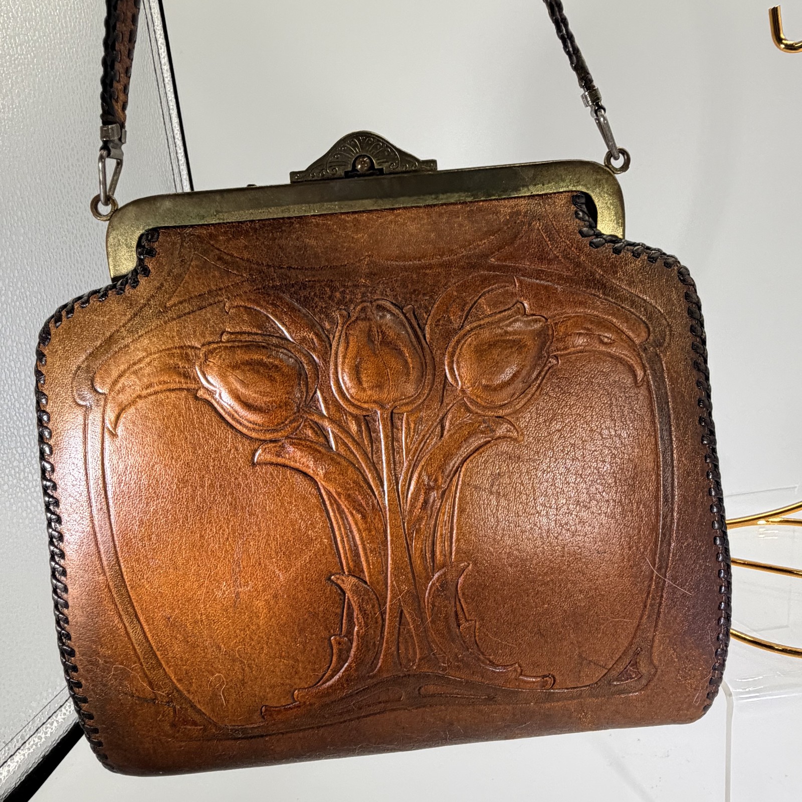 Vintage Tooled Leather Art Nouveau Floral Handbag Purse Arts & Crafts JEMCO
