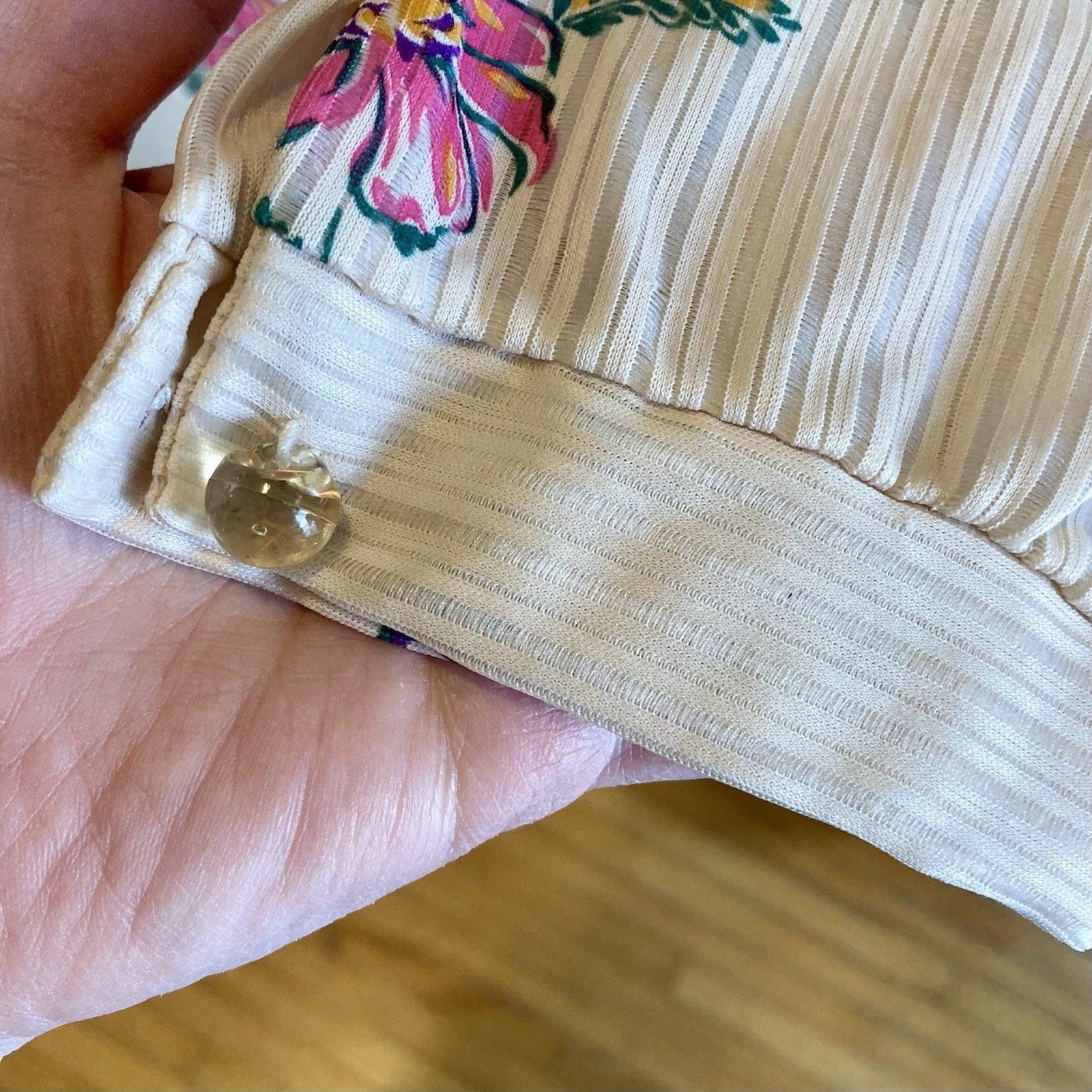 1970s Beige Disco Polyester Floral Collarless Blouse Cottagecore Wear To Work