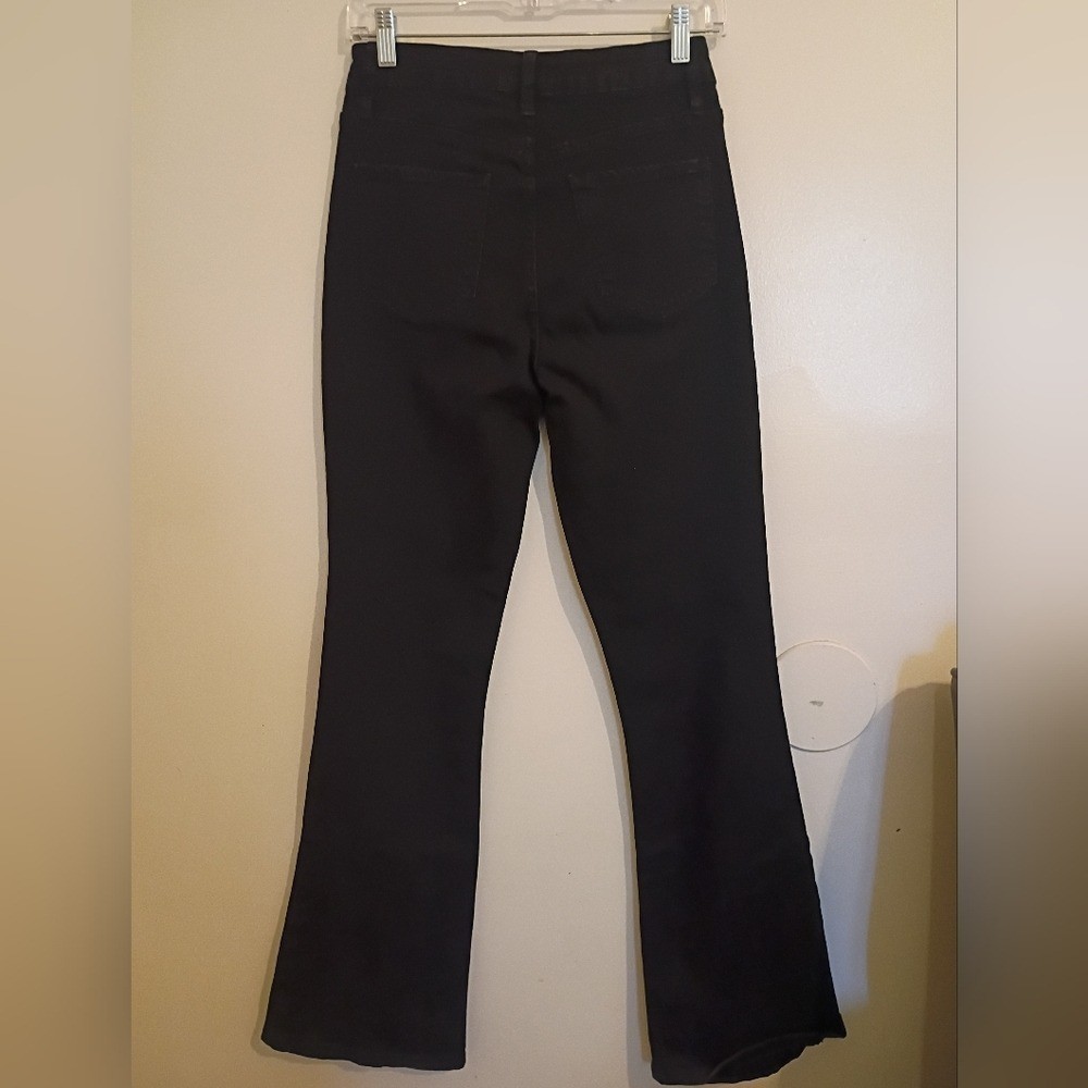 Royalty Women’s Classic Black Flare Leg Jeans Sz 6