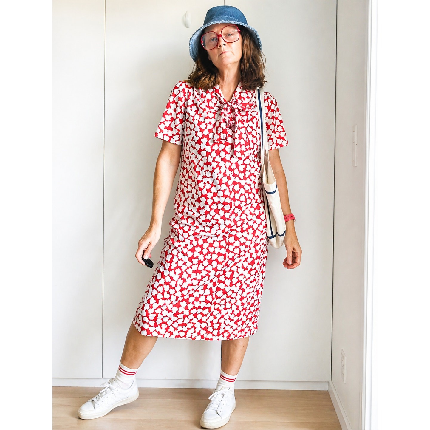 Vintage 70s Dress Polka Dot Womens Size Medium Day Dress Knee length Bright
